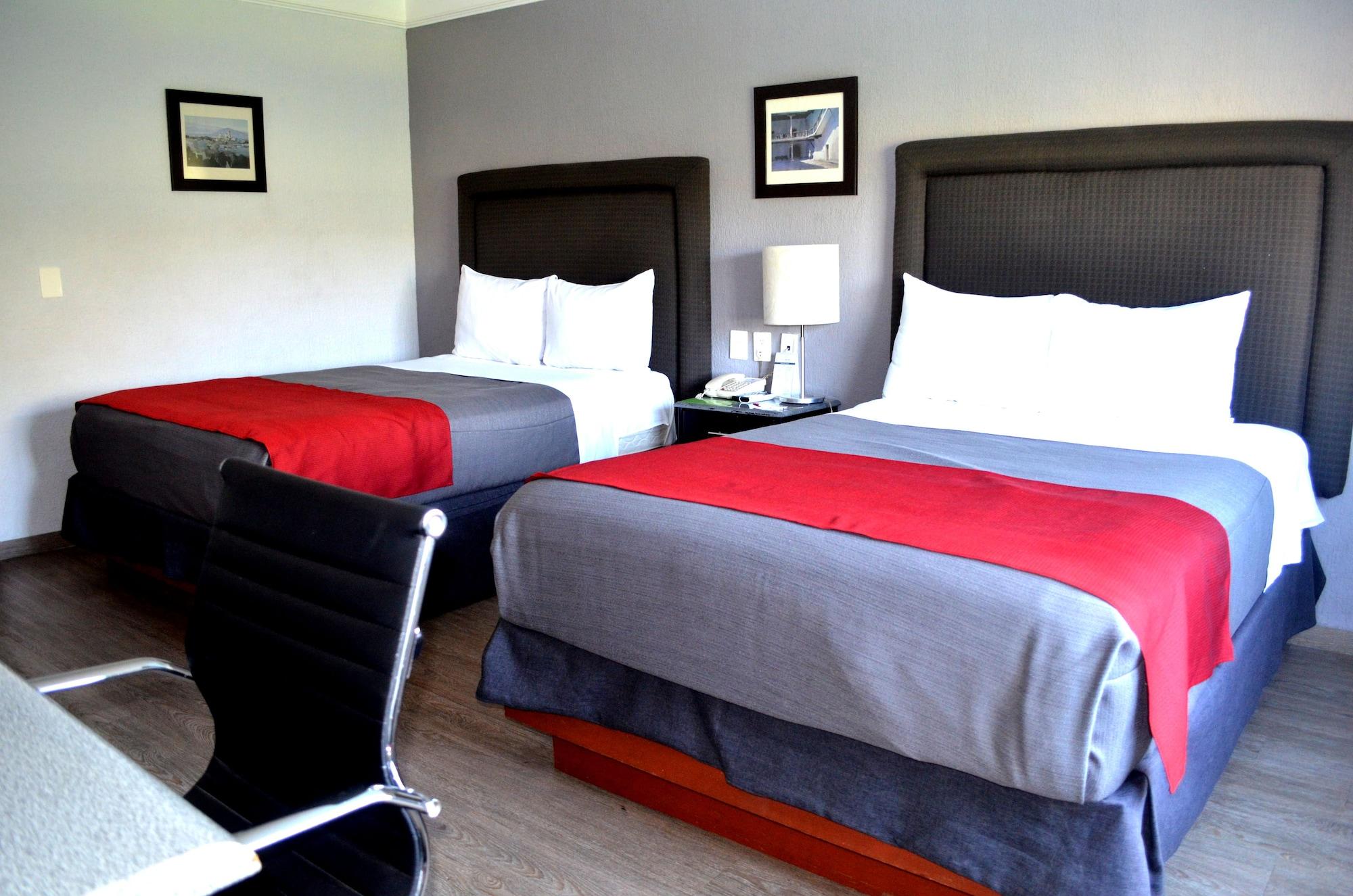 Plaza Camelinas Hotel Queretaro Ngoại thất bức ảnh