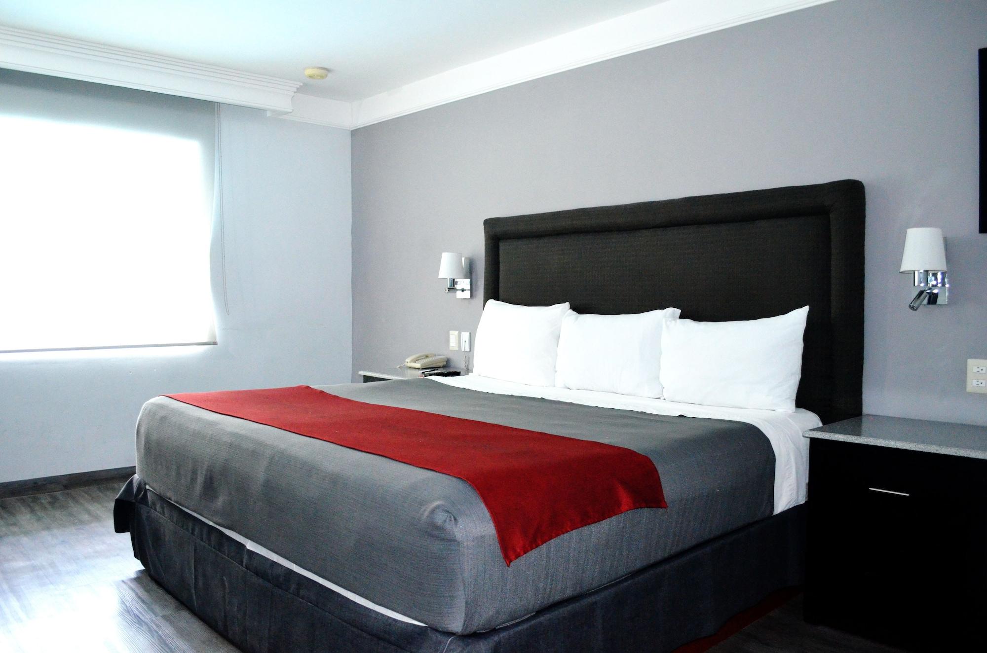 Plaza Camelinas Hotel Queretaro Ngoại thất bức ảnh