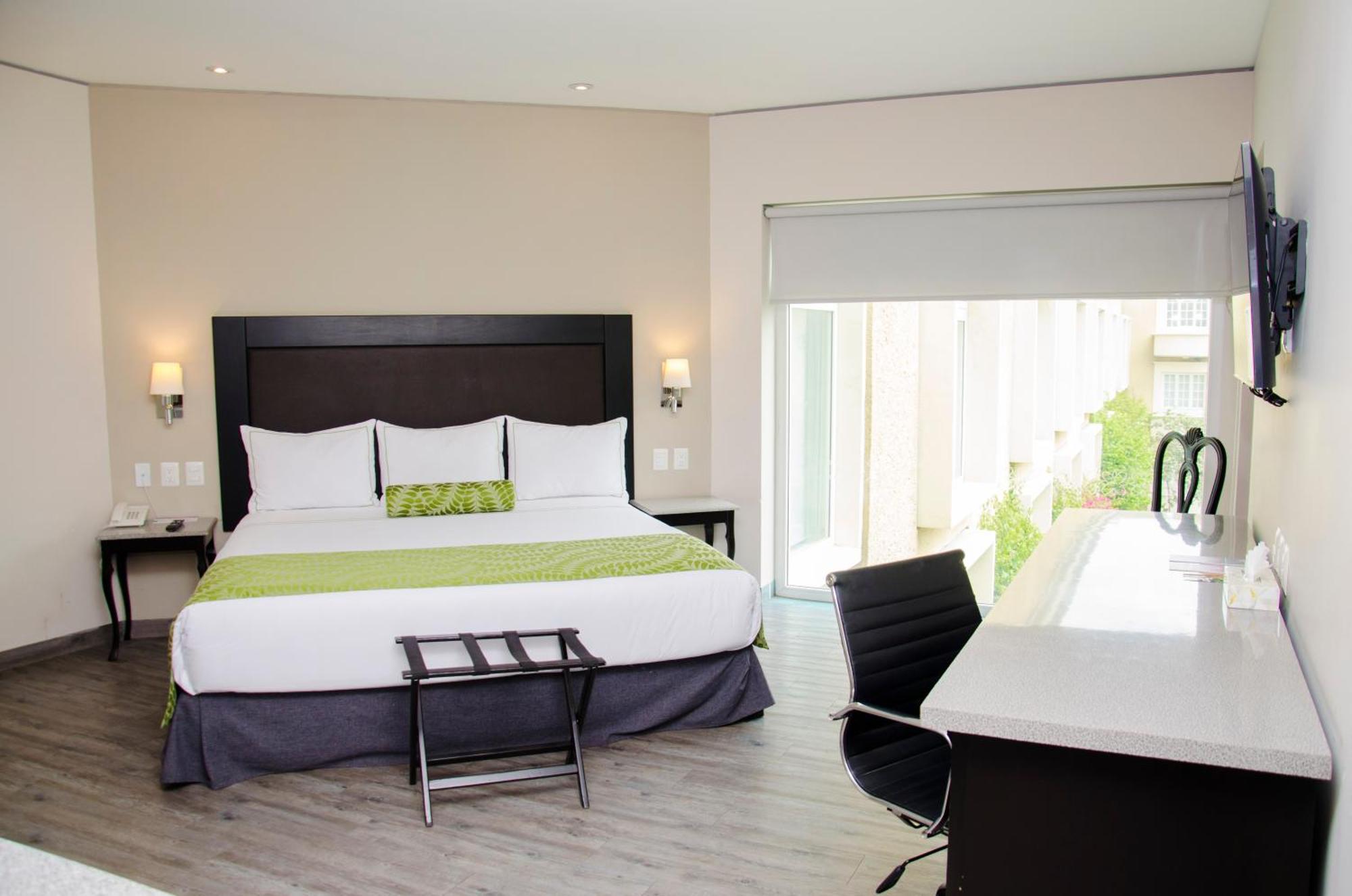 Plaza Camelinas Hotel Queretaro Ngoại thất bức ảnh