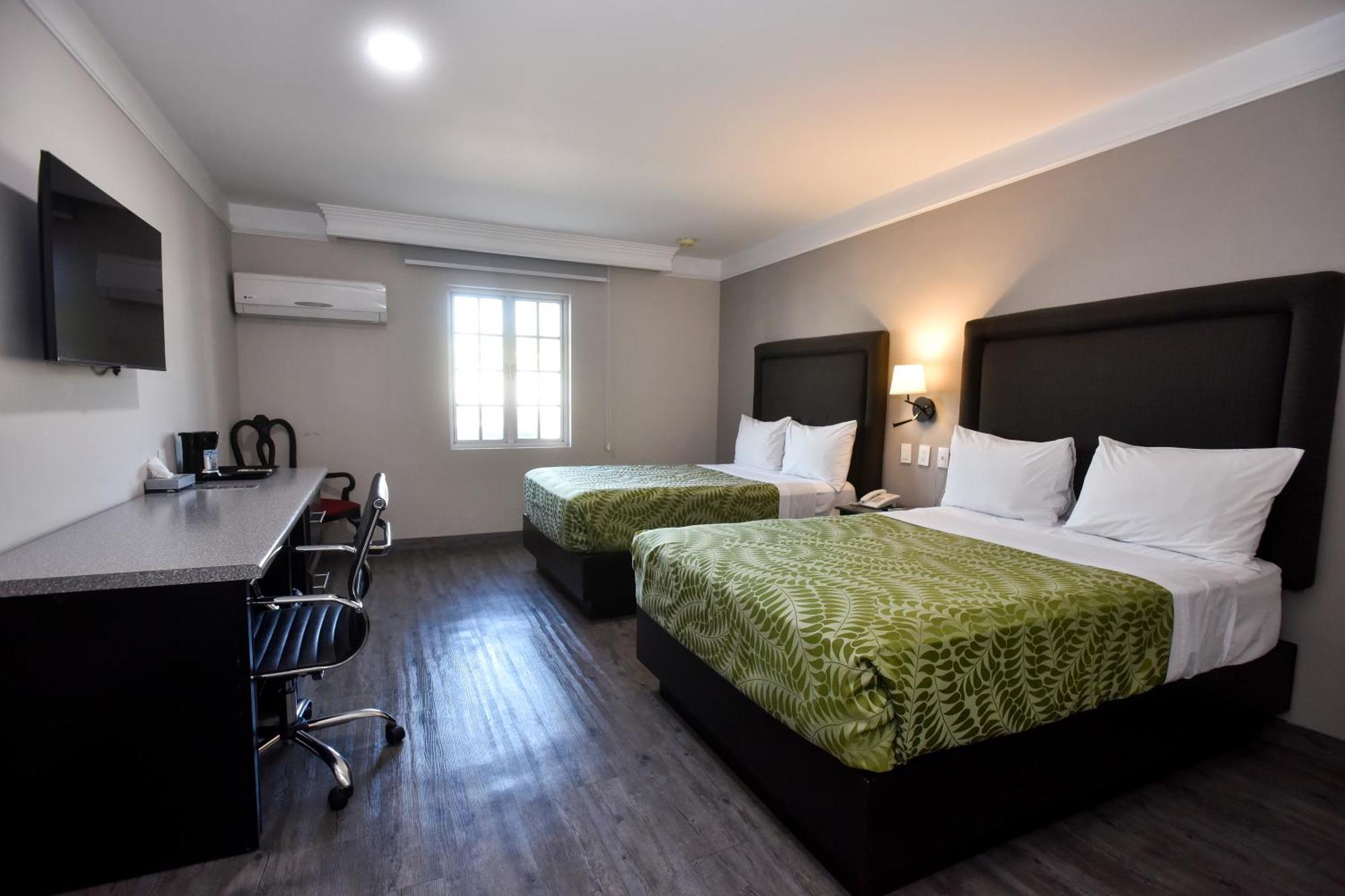 Plaza Camelinas Hotel Queretaro Ngoại thất bức ảnh